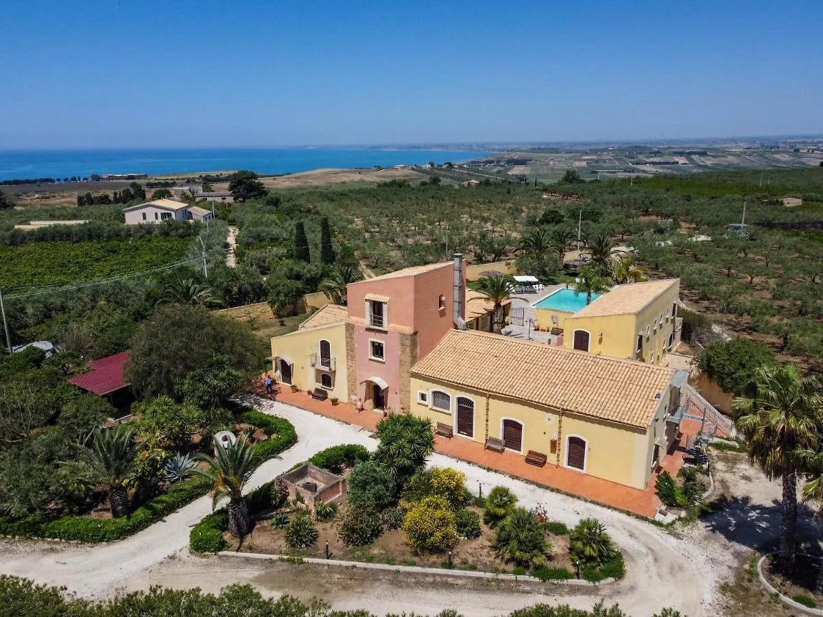 Country house Casa Vacanze Torre Tabia Guest House Sciacca