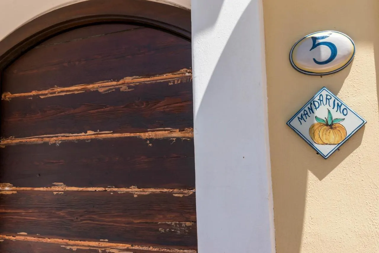 Country house Casa Vacanze Torre Tabia Guest House Sciacca